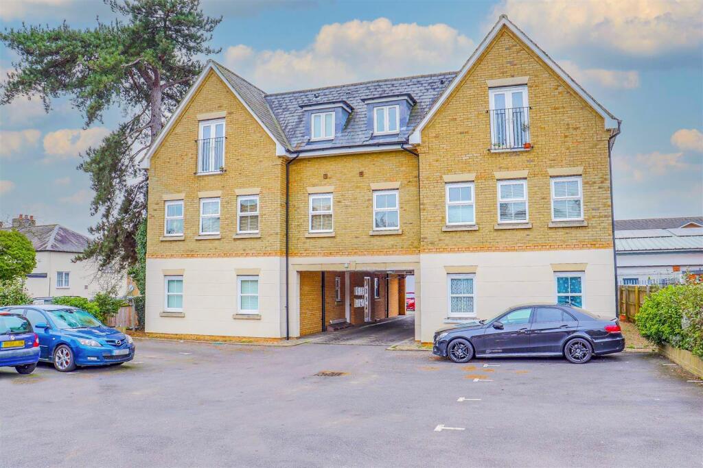 1 bed Apartment for rent in Hoddesdon. From Kirby Colletti