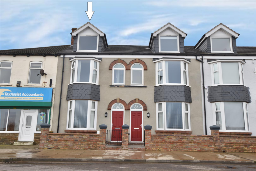 4 bed Town House for rent in Cleethorpes. From Joy Walker Estate Agents - Cleethorpes