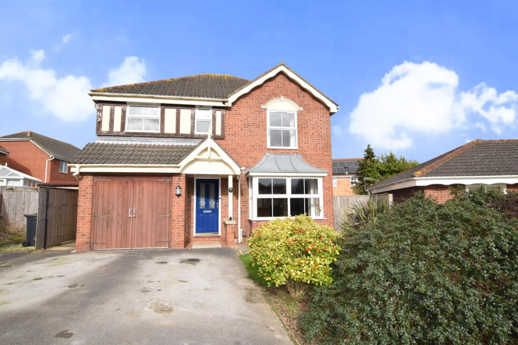 4 bed Detached for rent in Bradley. From Joy Walker Estate Agents - Cleethorpes 4 bed Detached for rent in Bradley. From Joy Walker Estate Agents - Cleethorpes