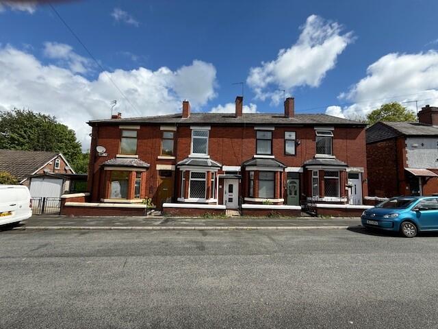 2 bed Mid Terraced House for rent in Hyde. From OÂ’Connor Bowden - Stockport