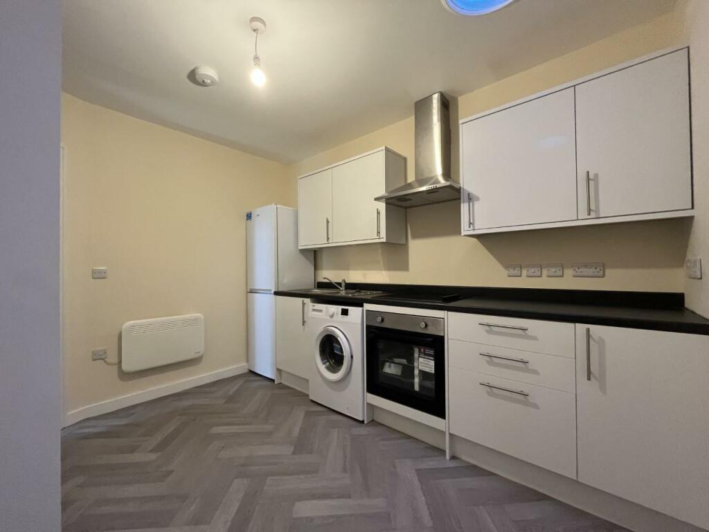1 bed Apartment for rent in London. From Kurtis Property Services