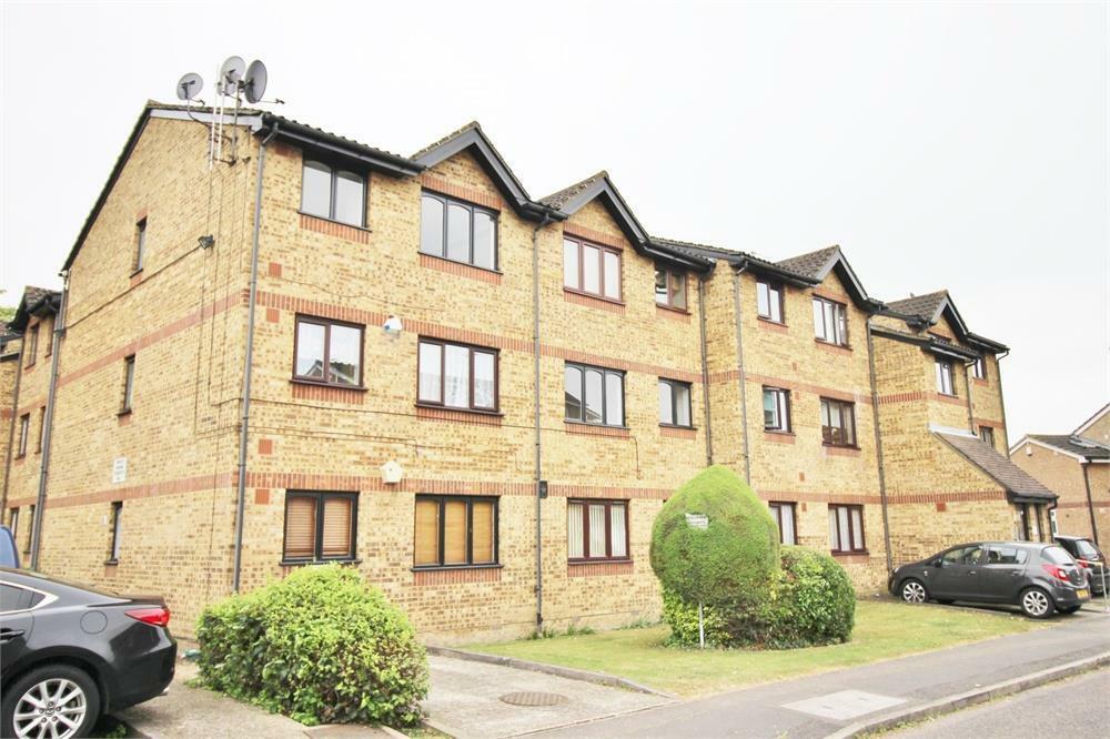 1 bed Flat for rent in Waltham Abbey. From Kurtis Property Services