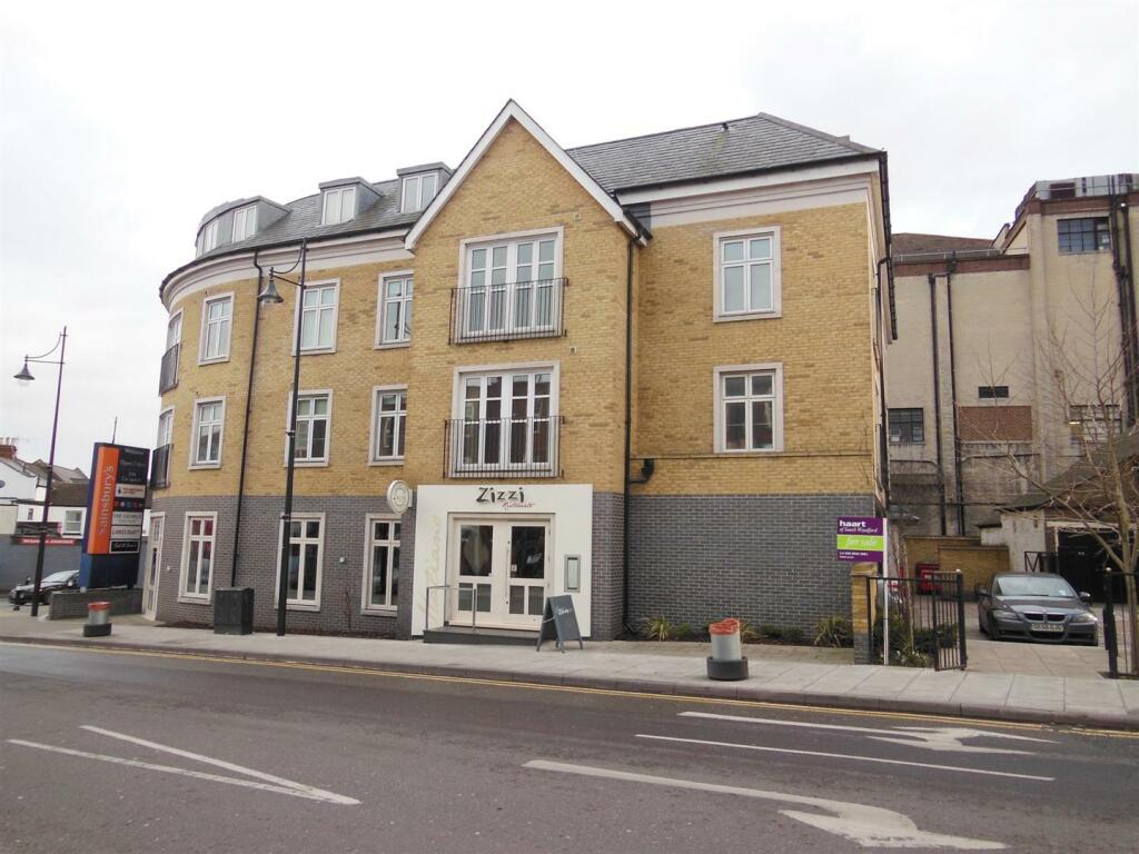 2 bed Flat for rent in London. From Kurtis Property Services