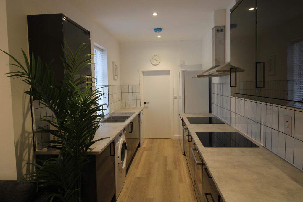 1 bed House Share for rent in Burton upon Trent. From Nicholas Humphreys - Burton-on-Trent