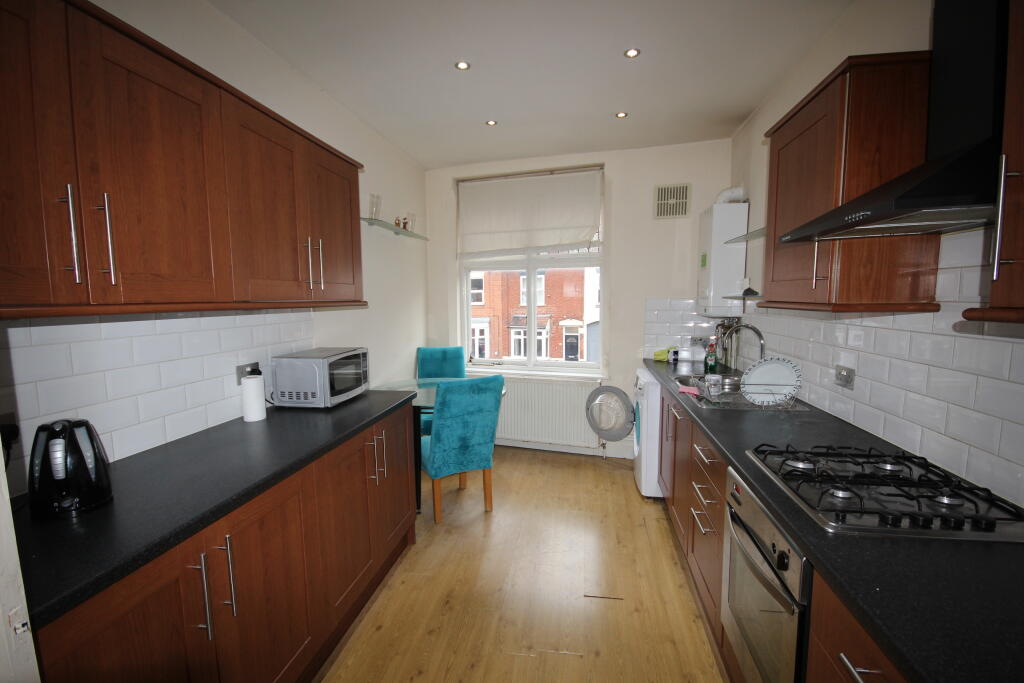 3 bed 1st Floor Flat for rent in Stanton. From Nicholas Humphreys - Burton-on-Trent