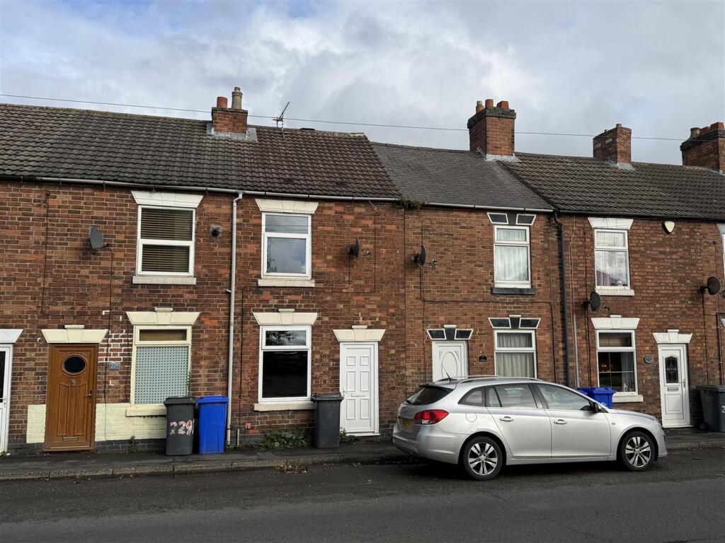 2 bed Mid Terraced House for rent in Stanton. From Nicholas Humphreys - Burton-on-Trent