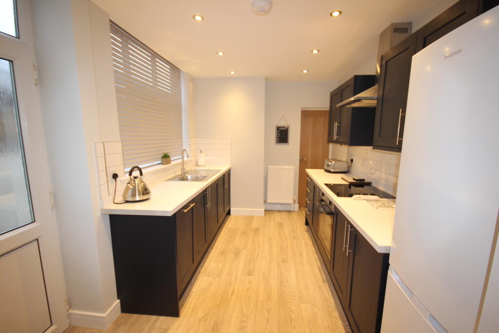 5 bed House Share for rent in Swadlincote. From Nicholas Humphreys - Burton-on-Trent