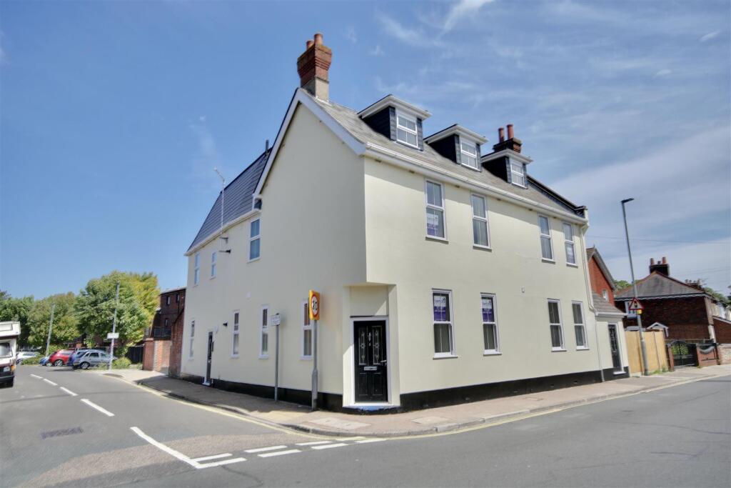 1 bed 1st Floor Flat for rent in Portsmouth. From Bernards Estate and Lettings Agents - Portsmouth Office 1 bed 1st Floor Flat for rent in Portsmouth. From Bernards Estate and Lettings Agents - Portsmouth Office