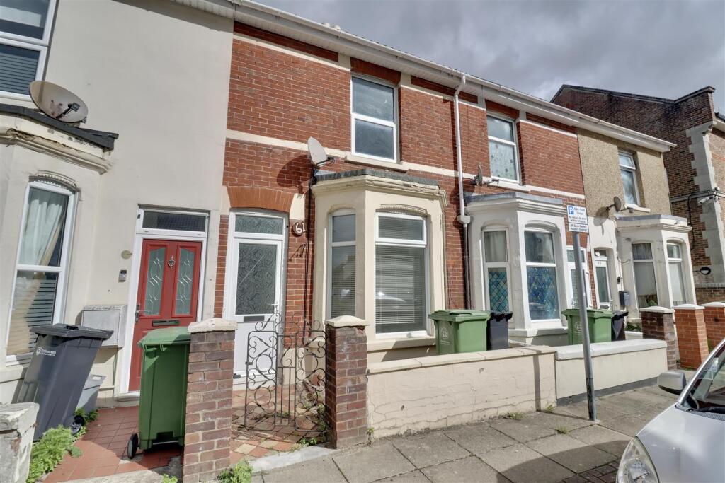 2 bed Detached for rent in Southwick. From Bernards Estate and Lettings Agents - Portsmouth Office