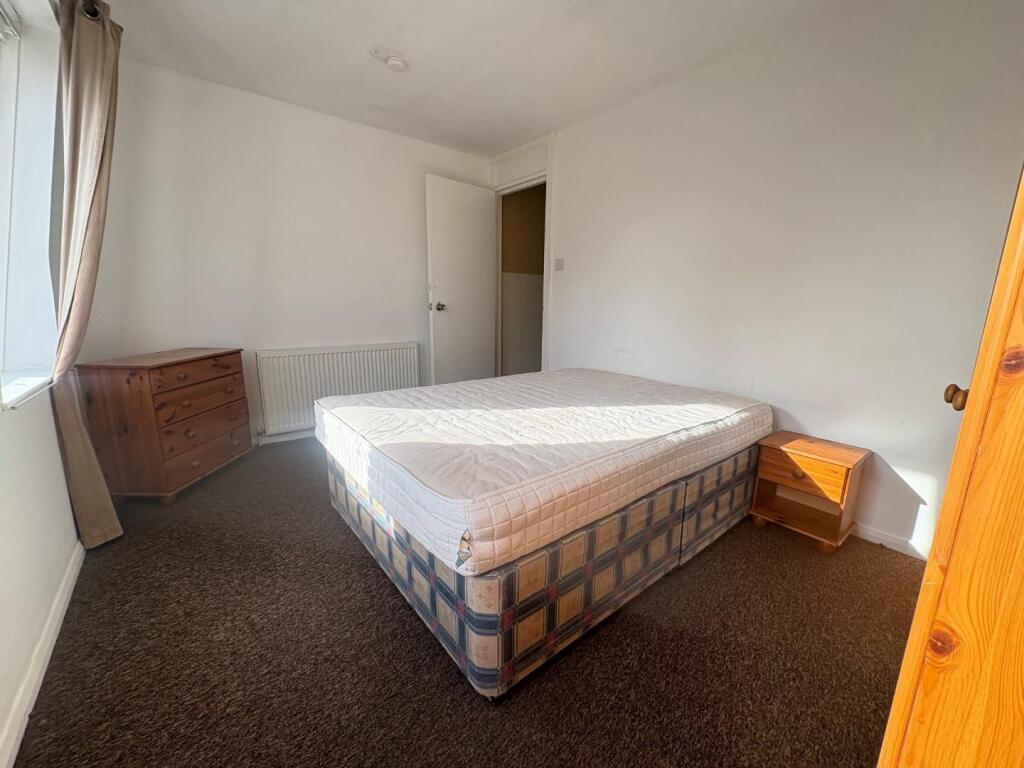 1 bed House Share for rent in Portsmouth. From Bernards Estate and Lettings Agents - Portsmouth Office 1 bed House Share for rent in Portsmouth. From Bernards Estate and Lettings Agents - Portsmouth Office