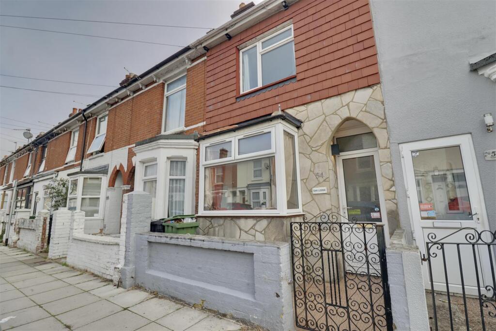 2 bed Detached for rent in Portsmouth. From Bernards Estate and Lettings Agents - Portsmouth Office