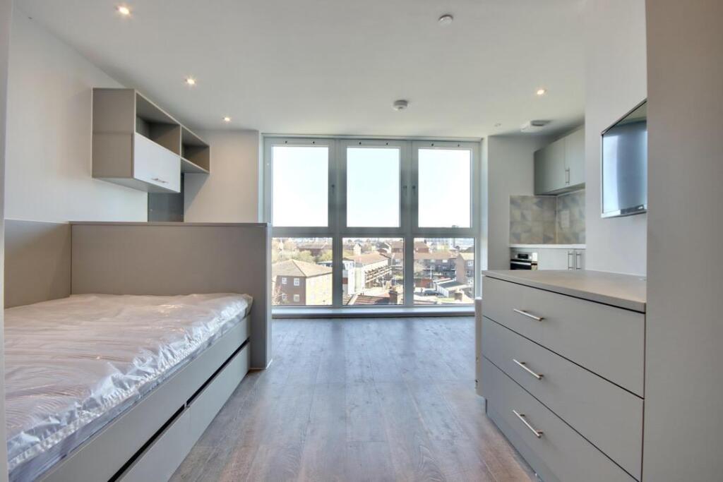 0 bed Studio for rent in Portsmouth. From Bernards Estate and Lettings Agents - Land & New Homes 0 bed Studio for rent in Portsmouth. From Bernards Estate and Lettings Agents - Land & New Homes