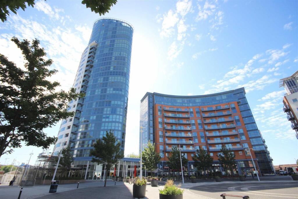 4 bed Studio for rent in Portsmouth. From Bernards Estate and Lettings Agents - Land & New Homes 4 bed Studio for rent in Portsmouth. From Bernards Estate and Lettings Agents - Land & New Homes