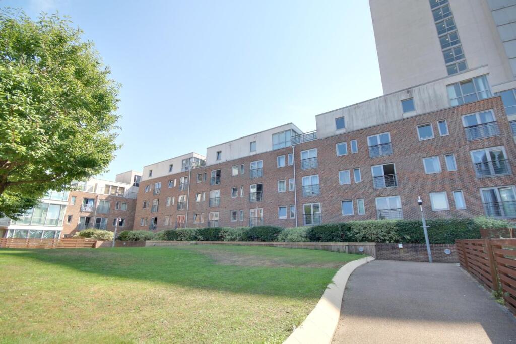 1 bed 1st Floor Flat for rent in Portsmouth. From Bernards Estate and Lettings Agents - Land & New Homes
