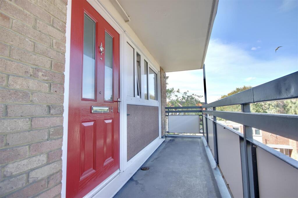 3 bed Annexe for rent in Portsmouth. From Bernards Estate and Lettings Agents - Land & New Homes 3 bed Annexe for rent in Portsmouth. From Bernards Estate and Lettings Agents - Land & New Homes