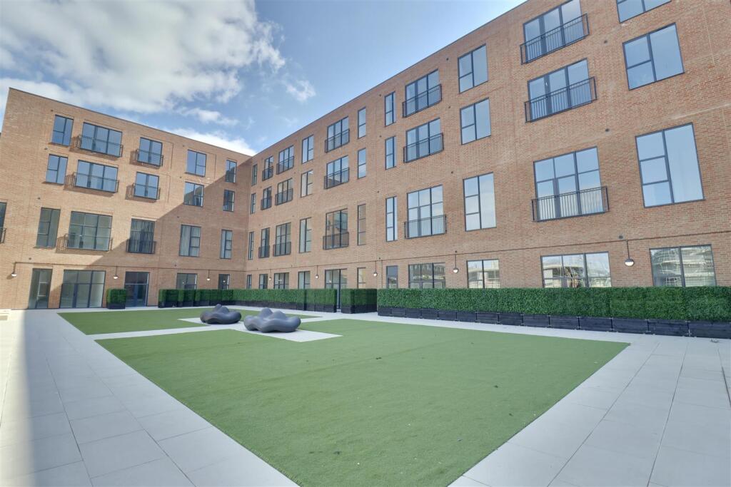 1 bed 1st Floor Flat for rent in . From Bernards Estate and Lettings Agents - Land & New Homes 1 bed 1st Floor Flat for rent in . From Bernards Estate and Lettings Agents - Land & New Homes