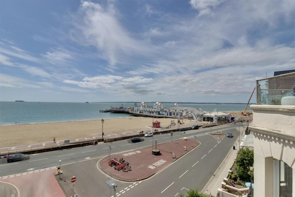 2 bed Penthouse for rent in Portsmouth. From Bernards Estate and Lettings Agents - Land & New Homes 2 bed Penthouse for rent in Portsmouth. From Bernards Estate and Lettings Agents - Land & New Homes
