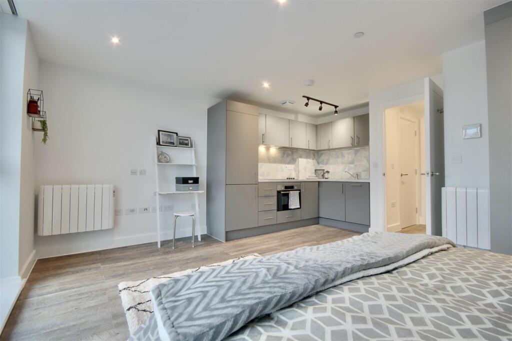 0 bed Studio for rent in Portsmouth. From Bernards Estate and Lettings Agents - Land & New Homes 0 bed Studio for rent in Portsmouth. From Bernards Estate and Lettings Agents - Land & New Homes