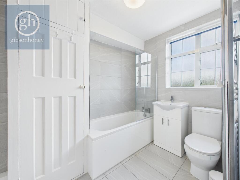 2 bed Apartment for rent in Ruislip. From The Gibson Honey Partnership