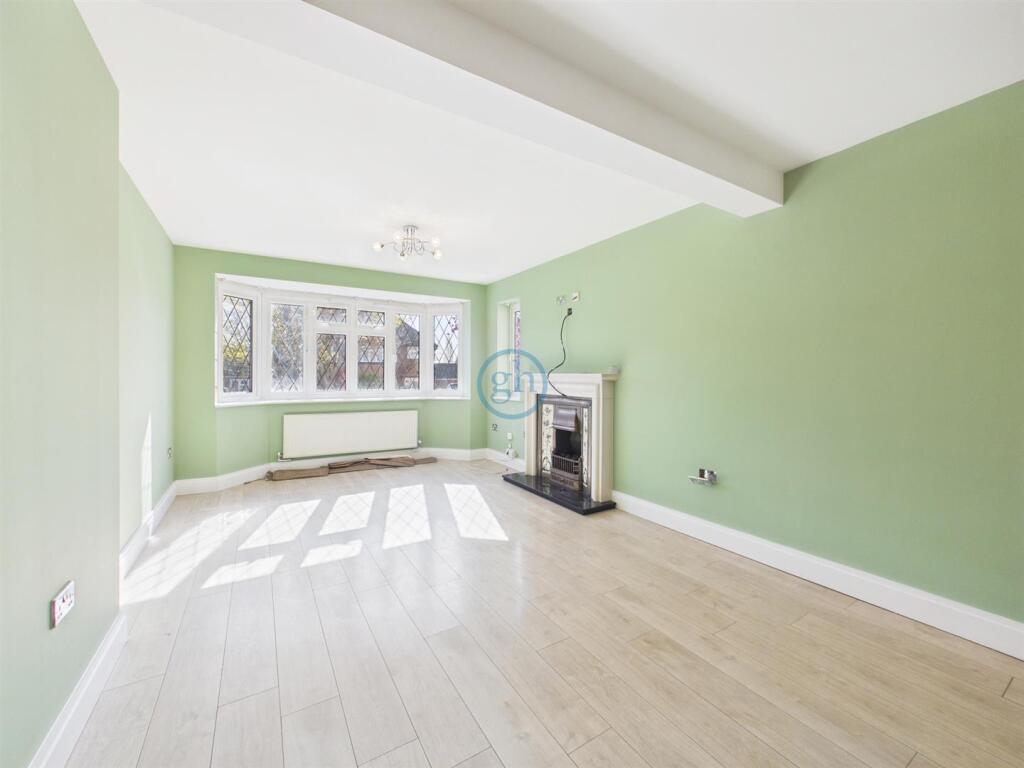 5 bed Detached for rent in Uxbridge. From The Gibson Honey Partnership