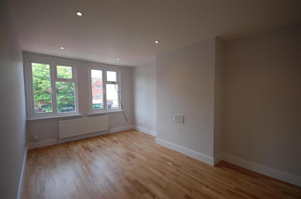 3 bed 1st Floor Flat for rent in Pinner. From The Gibson Honey Partnership