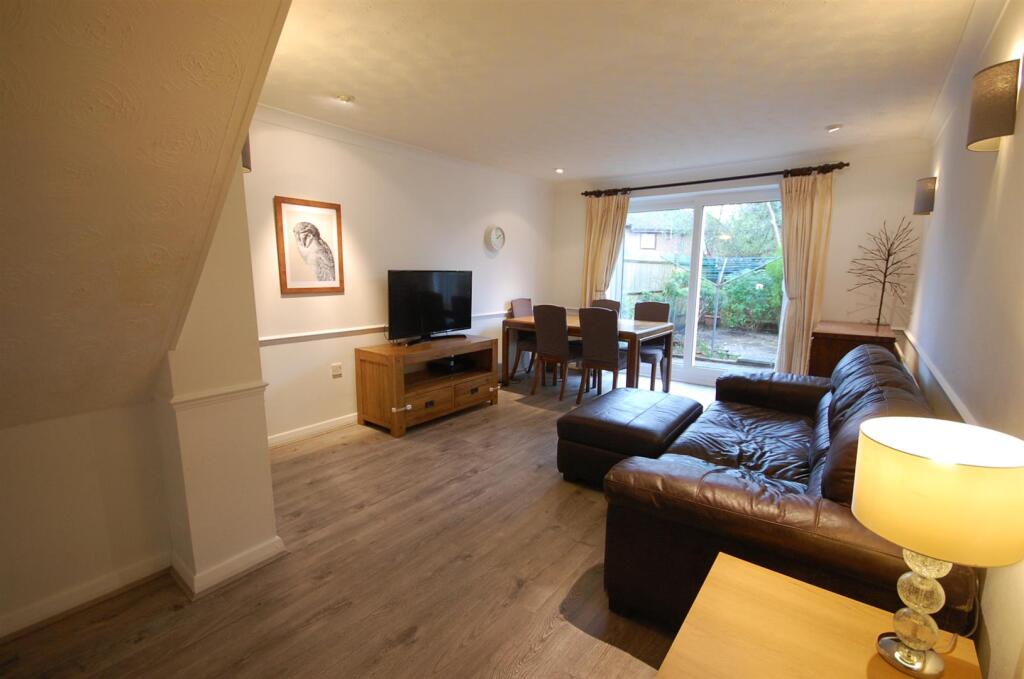 2 bed Detached for rent in Uxbridge. From The Gibson Honey Partnership
