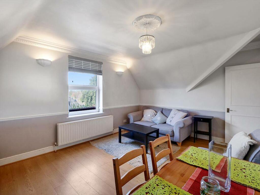2 bed Flat for rent in Penge. From Property World
