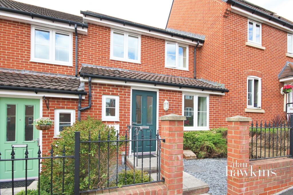 3 bed Mid Terraced House for rent in Royal Wootton Bassett. From Alan Hawkins - Wootton Bassett