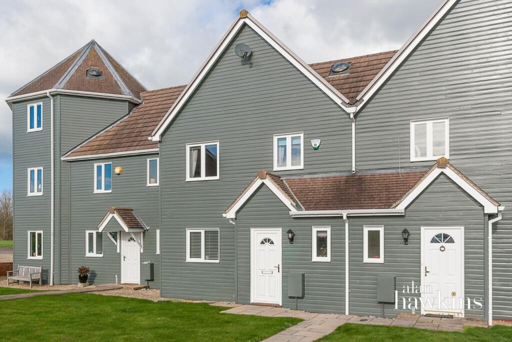 3 bed Mid Terraced House for rent in Royal Wootton Bassett. From Alan Hawkins - Wootton Bassett