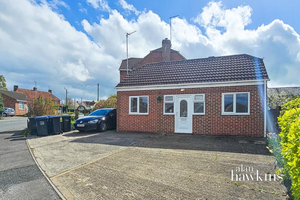 1 bed Detached bungalow for rent in Royal Wootton Bassett. From Alan Hawkins - Wootton Bassett
