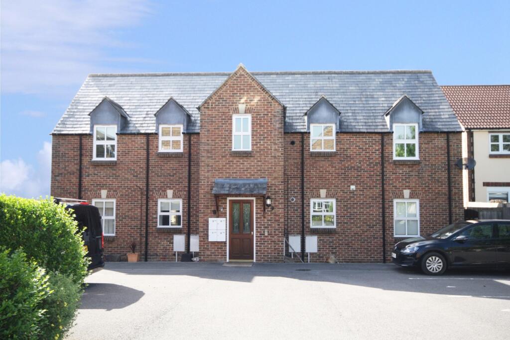 2 bed House (unspecified) for rent in Royal Wootton Bassett. From Alan Hawkins - Wootton Bassett