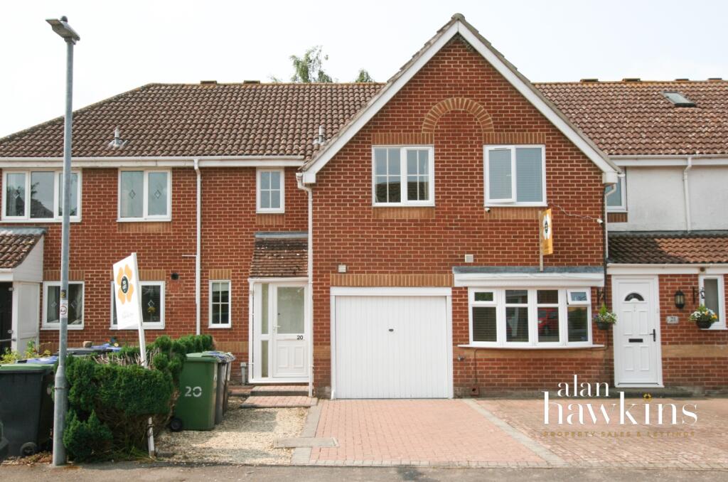 3 bed Mid Terraced House for rent in Lyneham. From Alan Hawkins - Wootton Bassett 3 bed Mid Terraced House for rent in Lyneham. From Alan Hawkins - Wootton Bassett