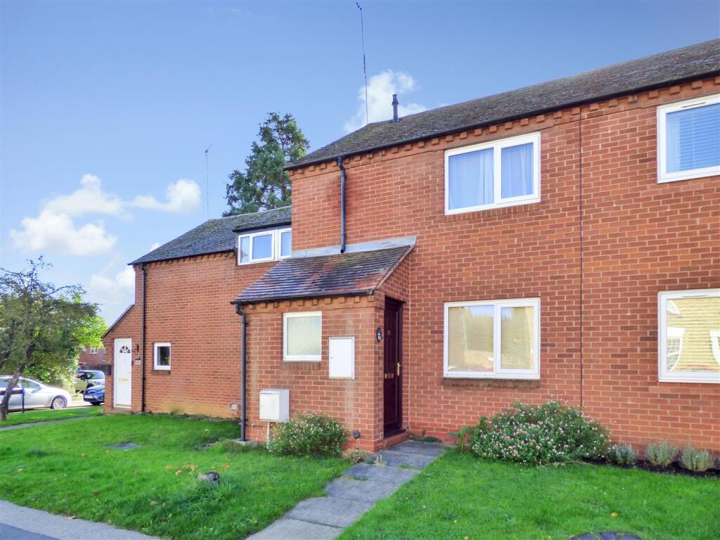 3 bed Mid Terraced House for rent in Shipston-on-Stour. From Peter Clarke & Co - Shipston on Stour