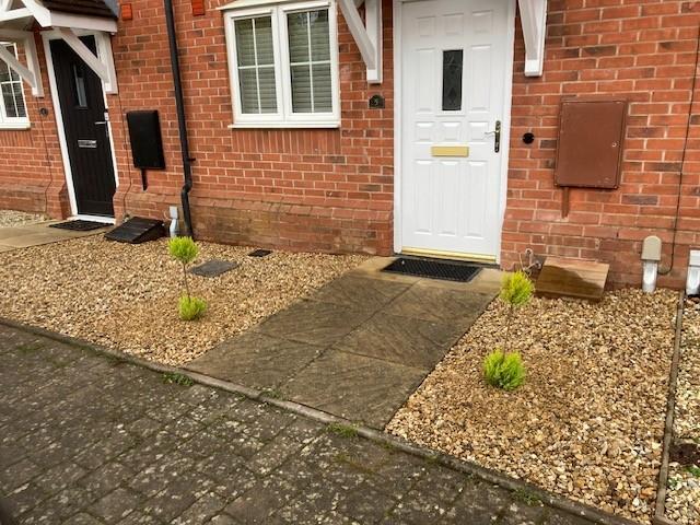 2 bed Mid Terraced House for rent in Stratford-upon-Avon. From Peter Clarke & Co - Stratford-Upon-Avon
