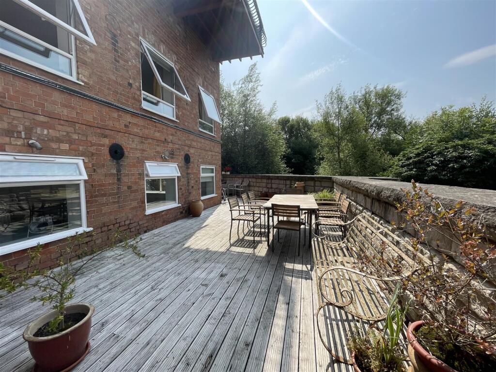 1 bed Apartment for rent in Clifford Chambers. From Peter Clarke & Co - Stratford-Upon-Avon