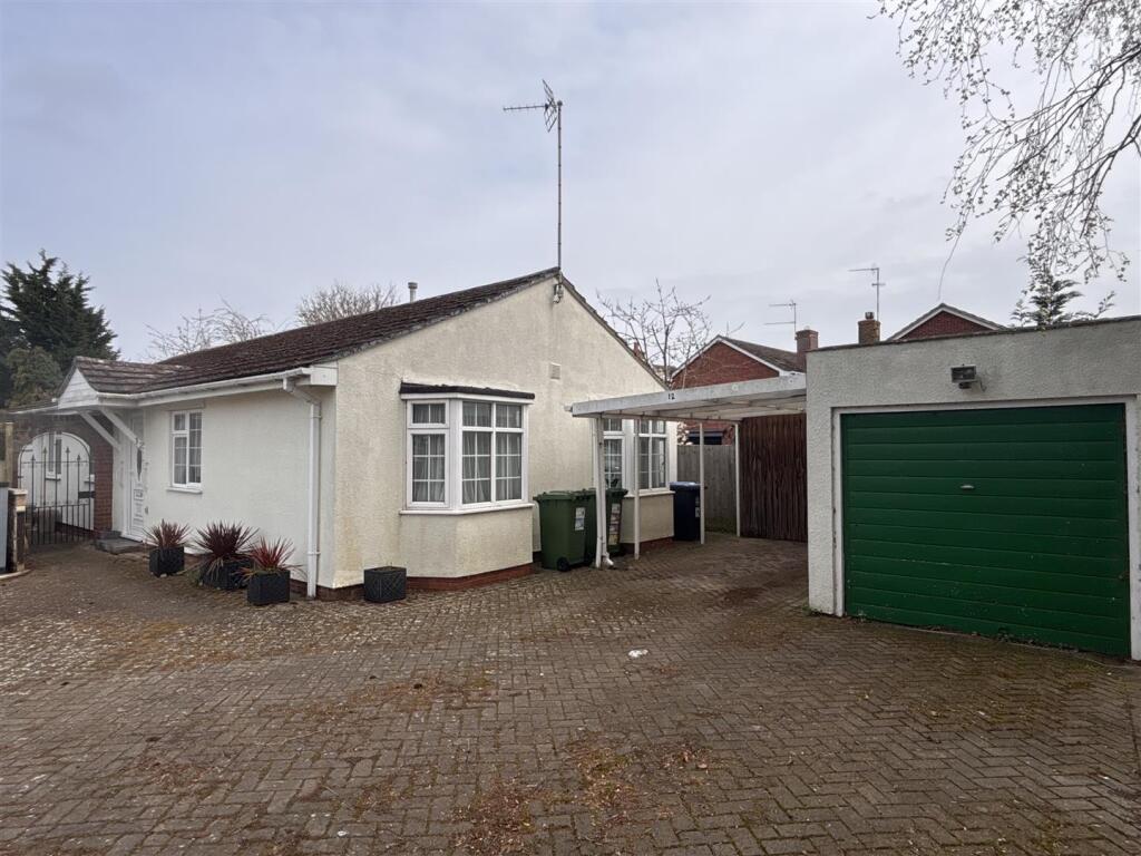 3 bed Detached bungalow for rent in Wellesbourne. From Peter Clarke & Co - Wellesbourne