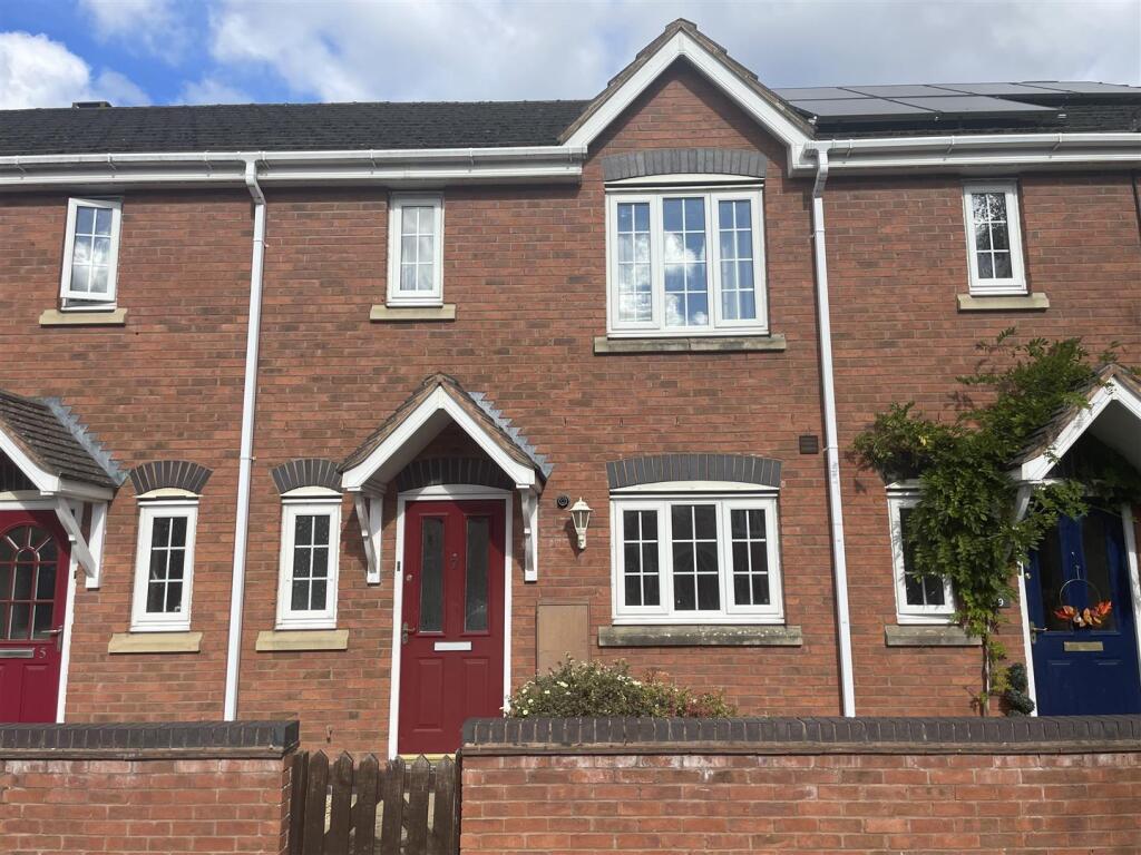 3 bed Mid Terraced House for rent in Wellesbourne. From Peter Clarke & Co - Wellesbourne