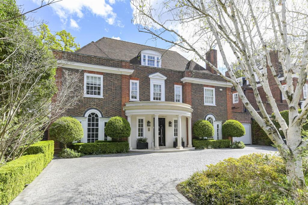 5 bed Detached for rent in Hampstead. From Glentree Estates Ltd - London