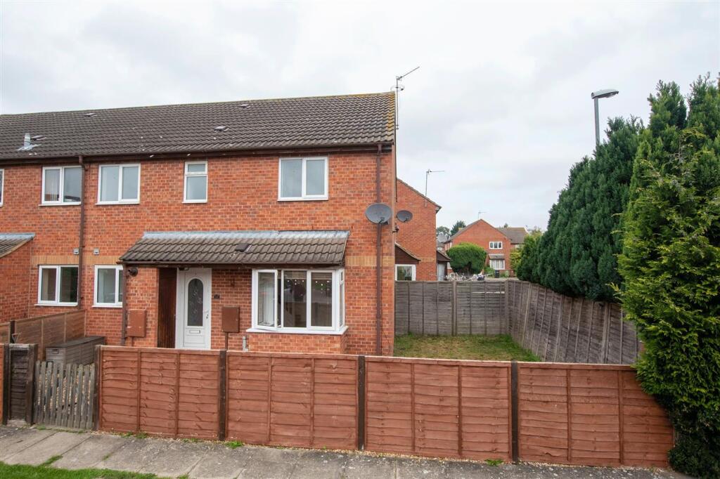 2 bed End of Terrace for rent in Wellingborough. From Hawksbys - Wellingborough