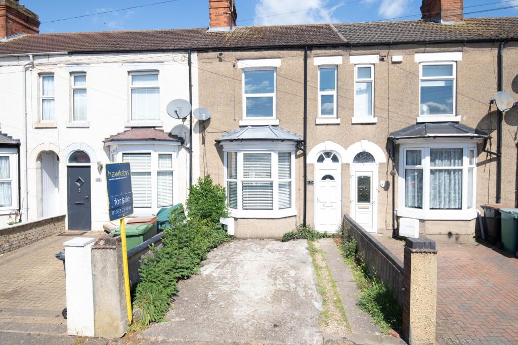 3 bed Mid Terraced House for rent in Wellingborough. From Hawksbys - Wellingborough