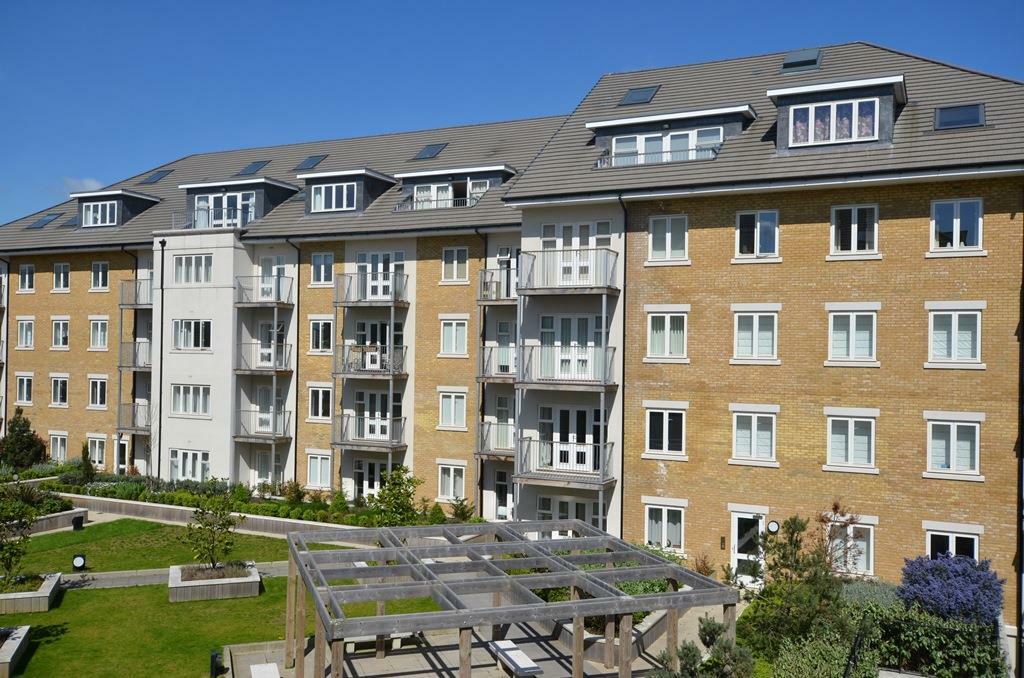 3 bed Apartment for rent in West Drayton. From Coopers - Hillingdon
