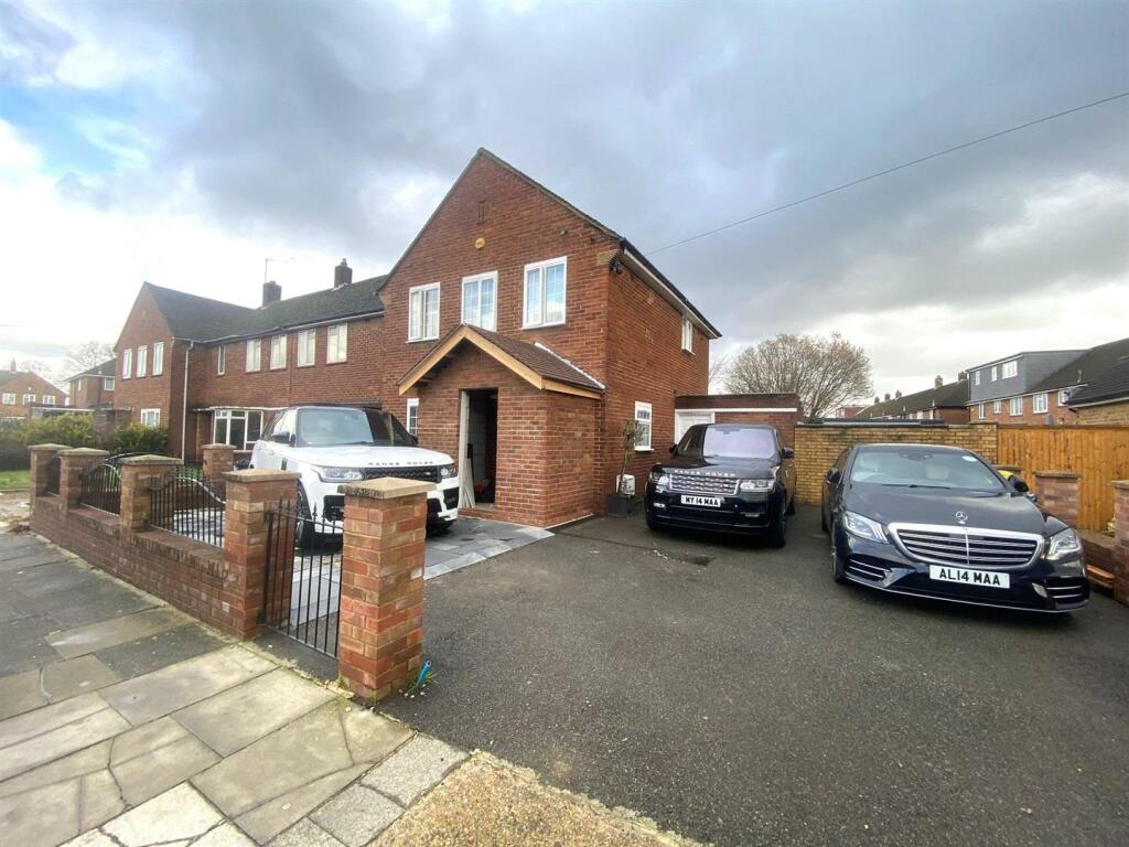 3 bed End Terraced House for rent in Uxbridge. From Coopers - Hillingdon
