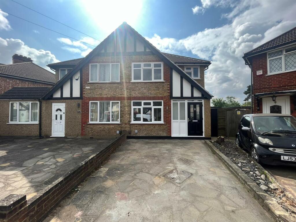 3 bed Semi-Detached House for rent in Uxbridge. From Coopers - Hillingdon