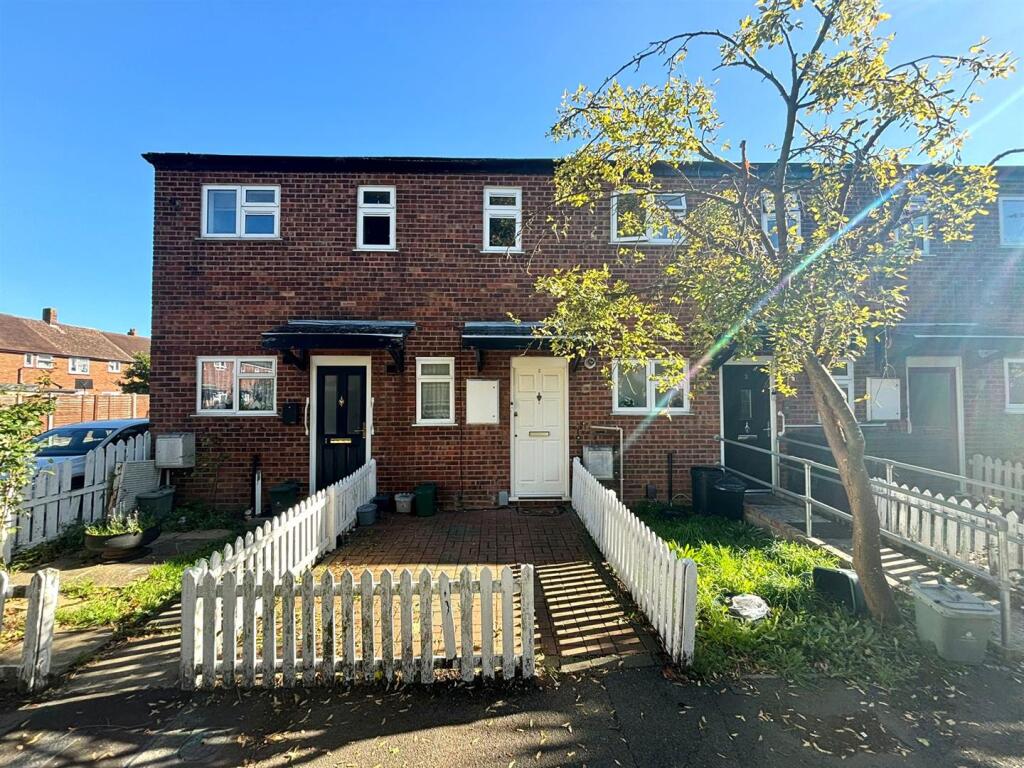 2 bed Annexe for rent in Uxbridge. From Coopers - Hillingdon