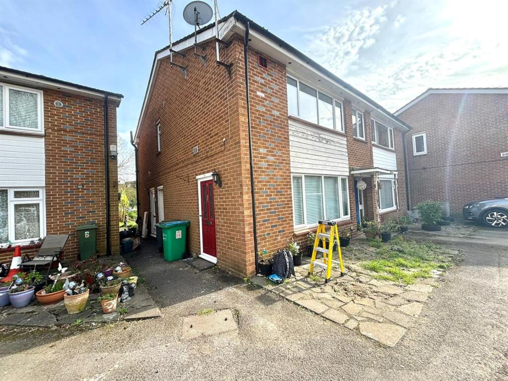 1 bed Annexe for rent in West Drayton. From Coopers - Hillingdon