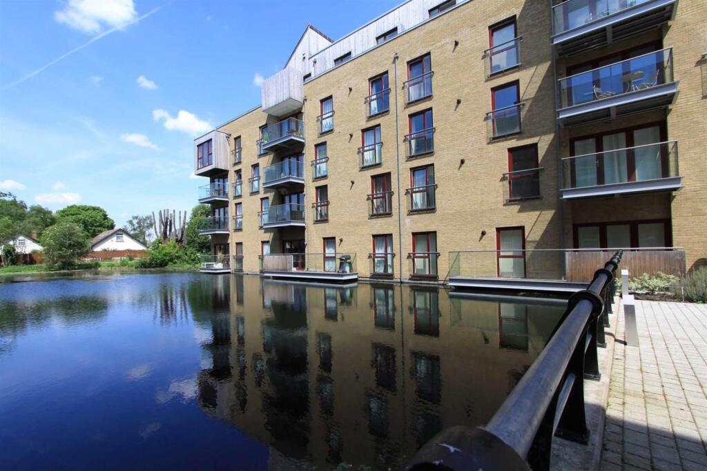 1 bed Apartment for rent in Denham. From Coopers - Hillingdon