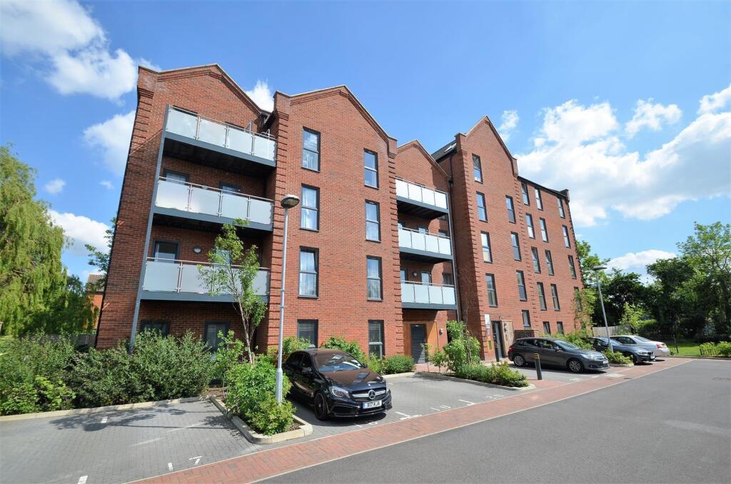 1 bed Apartment for rent in West Drayton. From Coopers - Hillingdon