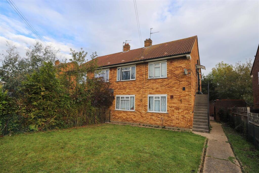 2 bed Annexe for rent in Northolt. From Coopers - Hillingdon 2 bed Annexe for rent in Northolt. From Coopers - Hillingdon