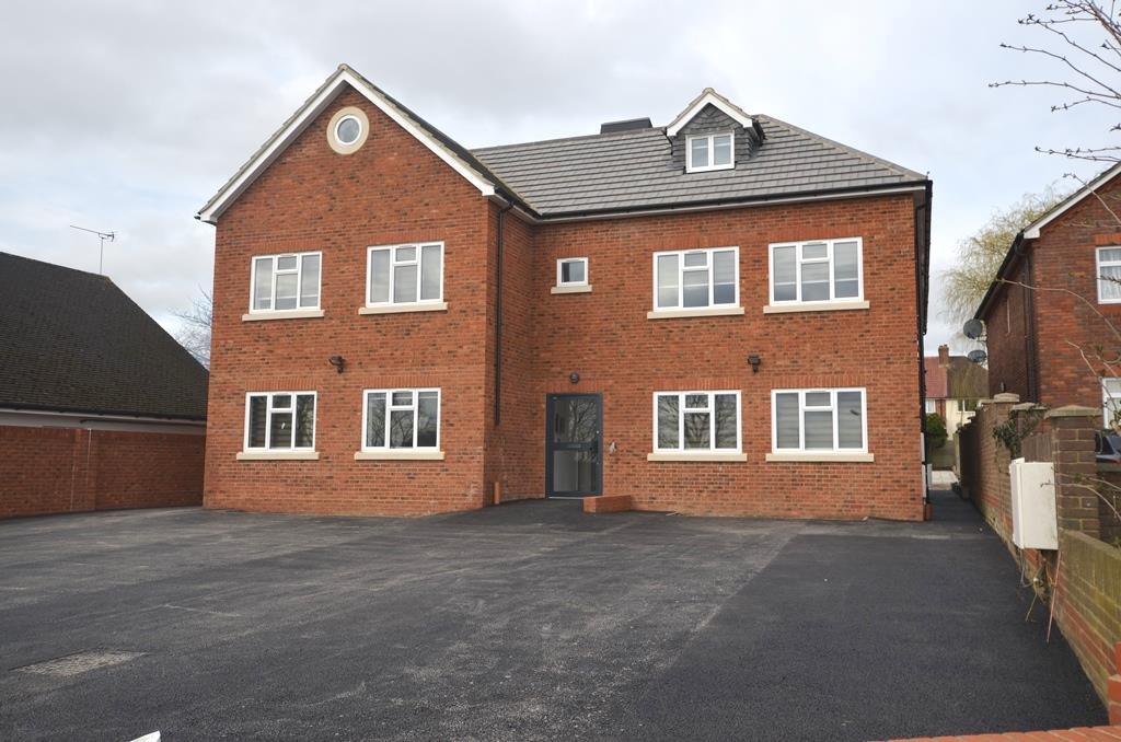 2 bed Apartment for rent in Yiewsley. From Coopers - Hillingdon