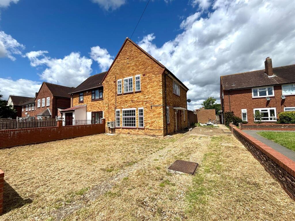 3 bed Semi Detached for rent in Uxbridge. From Coopers - Hillingdon